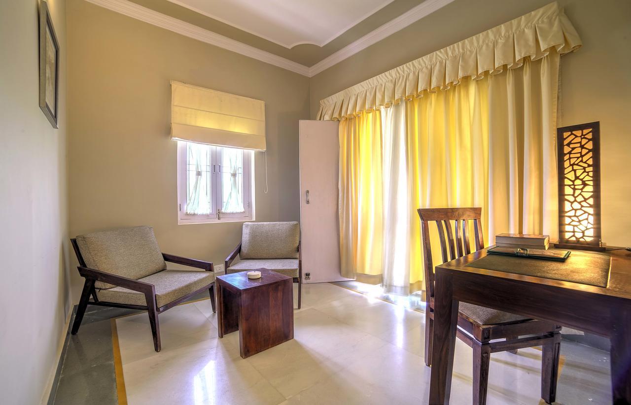 Zade House Bed & Breakfast Удайпур Екстериор снимка