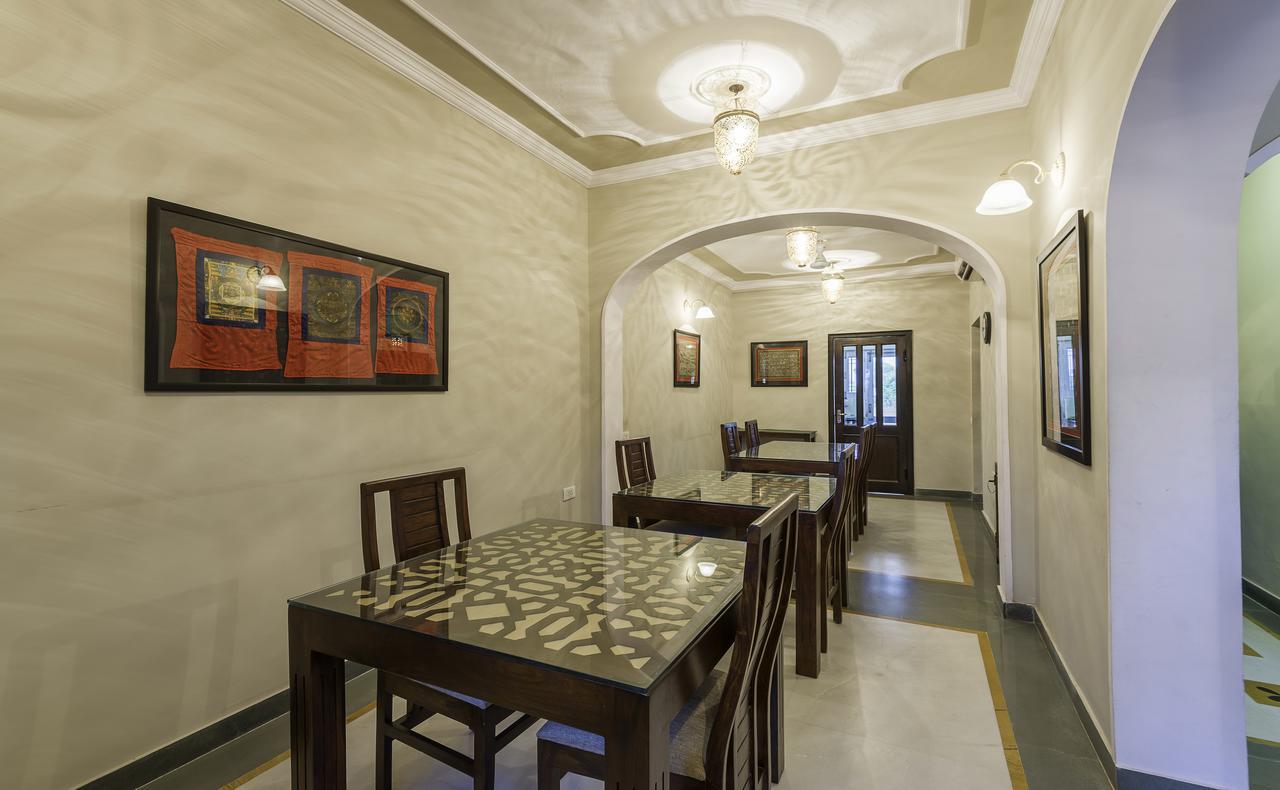 Zade House Bed & Breakfast Удайпур Екстериор снимка